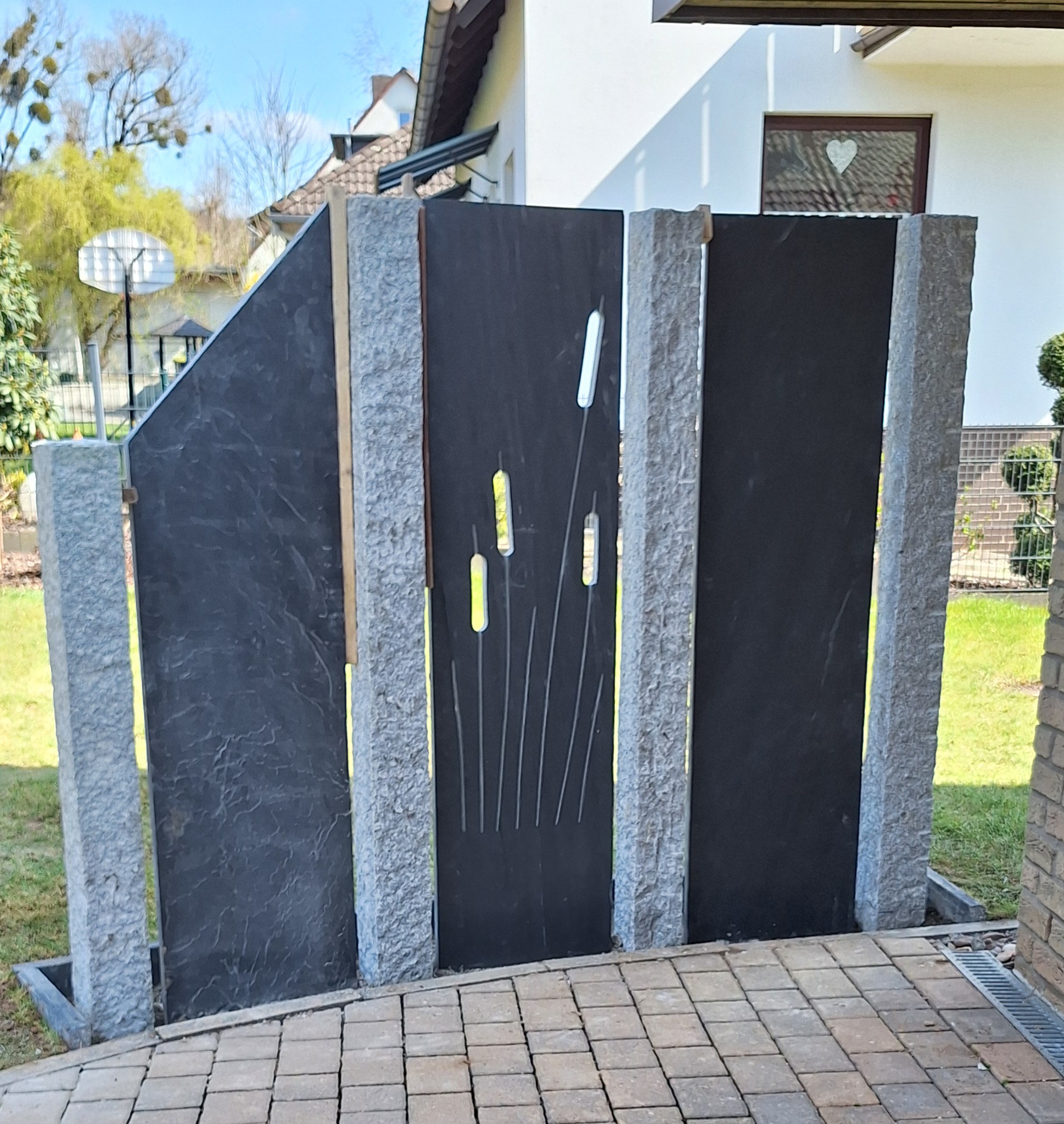 Palisade Schiefer Taco ASIA 200x50x3cm m. Sockel