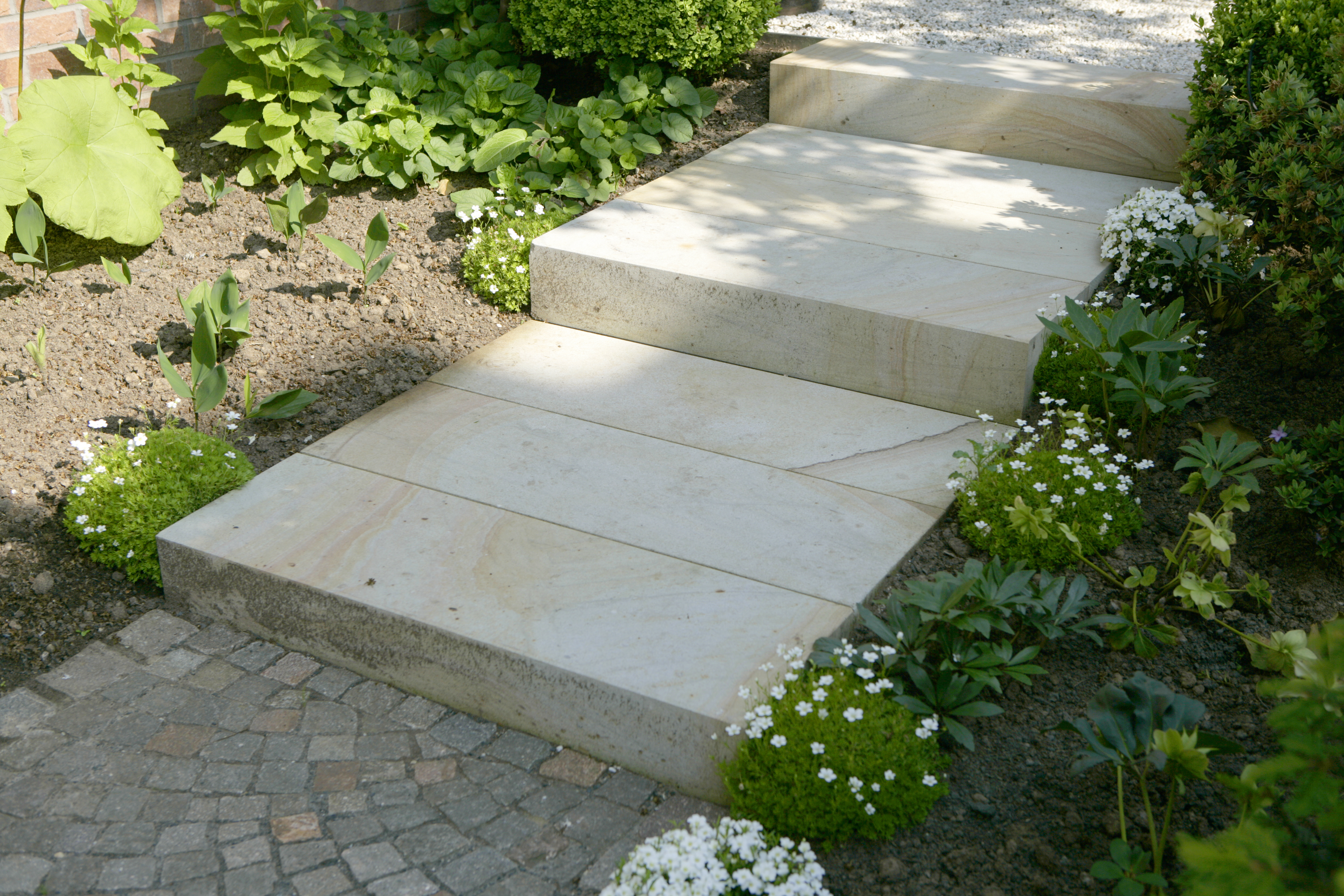 Blockstufe Sandstein Sand Dunes 100x35x15 cm – Natürliche Eleganz für stilvolle Garten- und Treppengestaltung